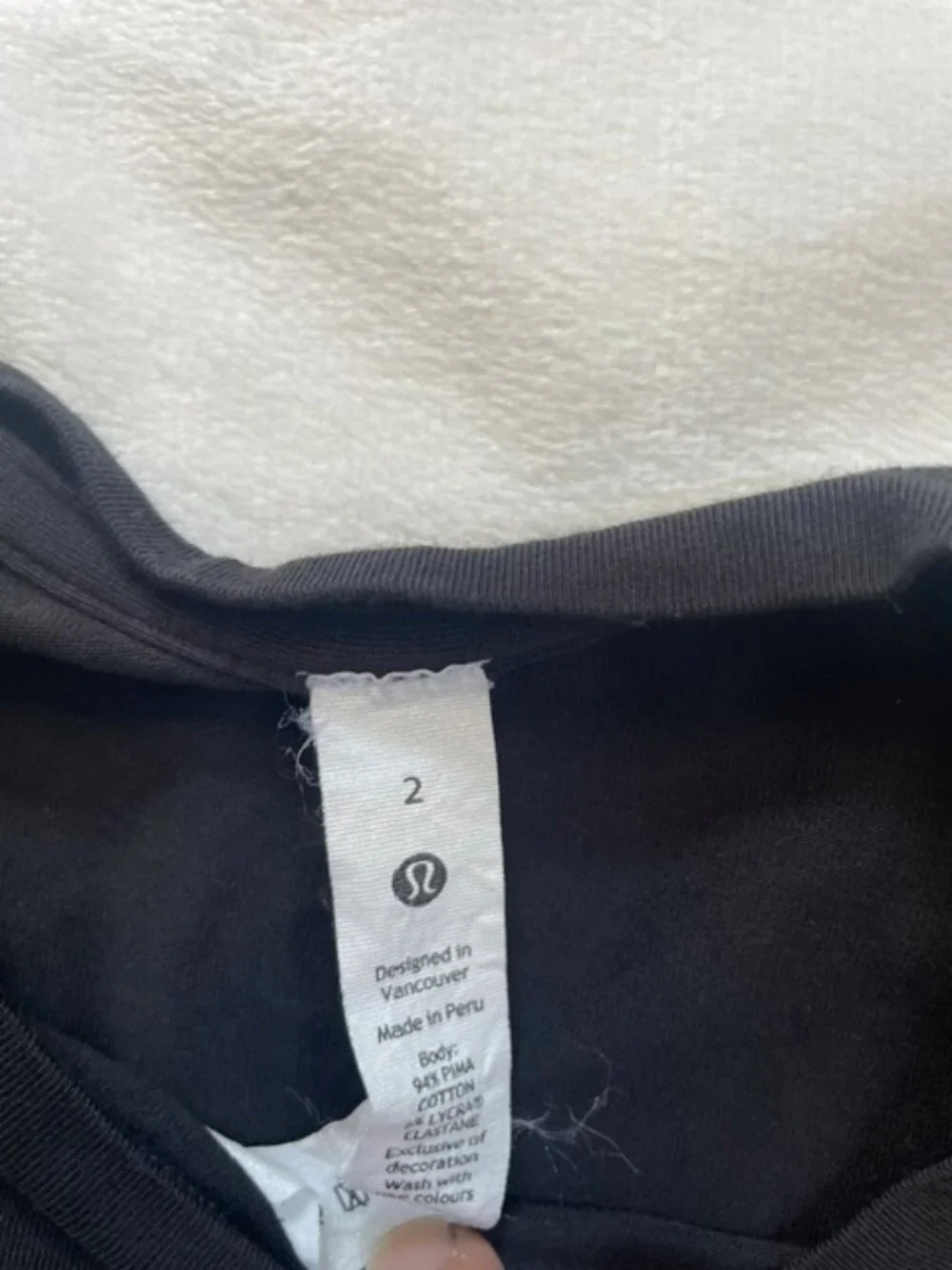 Lululemon Women’s Short Sleeve T-Shirts Top, Black, Size 2